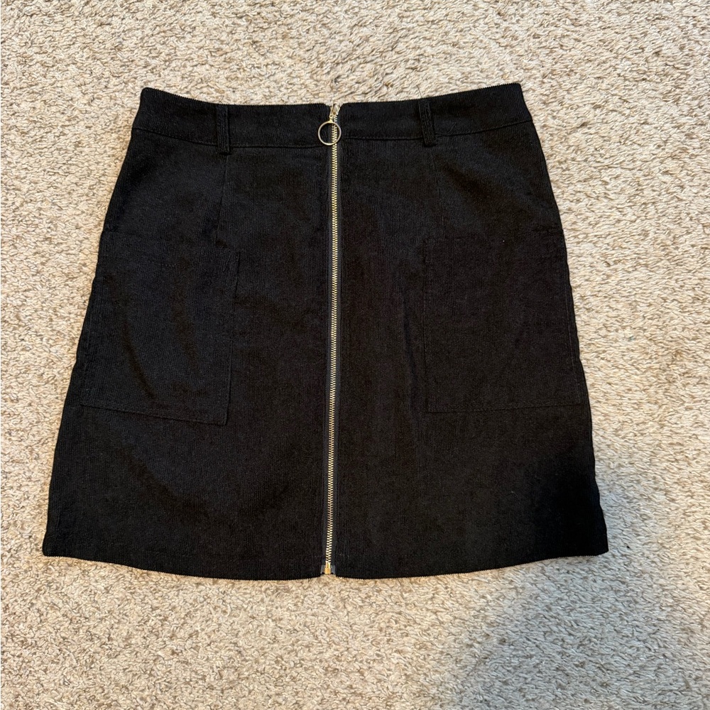 Elegant Black Zipper Skirt Small